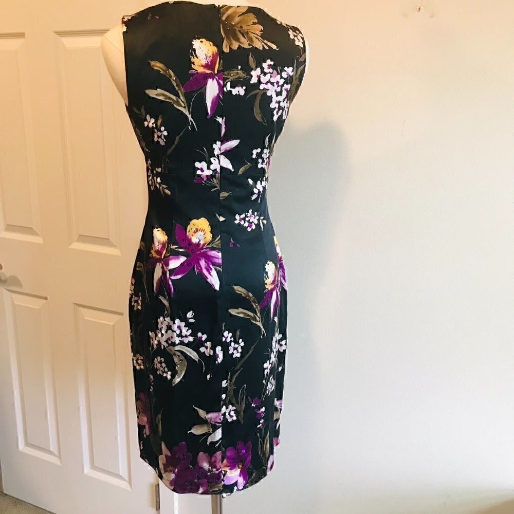 Papell Boutique Evening Black Silk Floral V Neck Dress  Size 4P - Picture 4 of 5